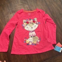 NWT Girls 7/8 Long Sleeved Graphic Tee