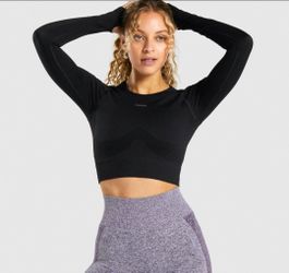 GYM Shark Black Crop Top