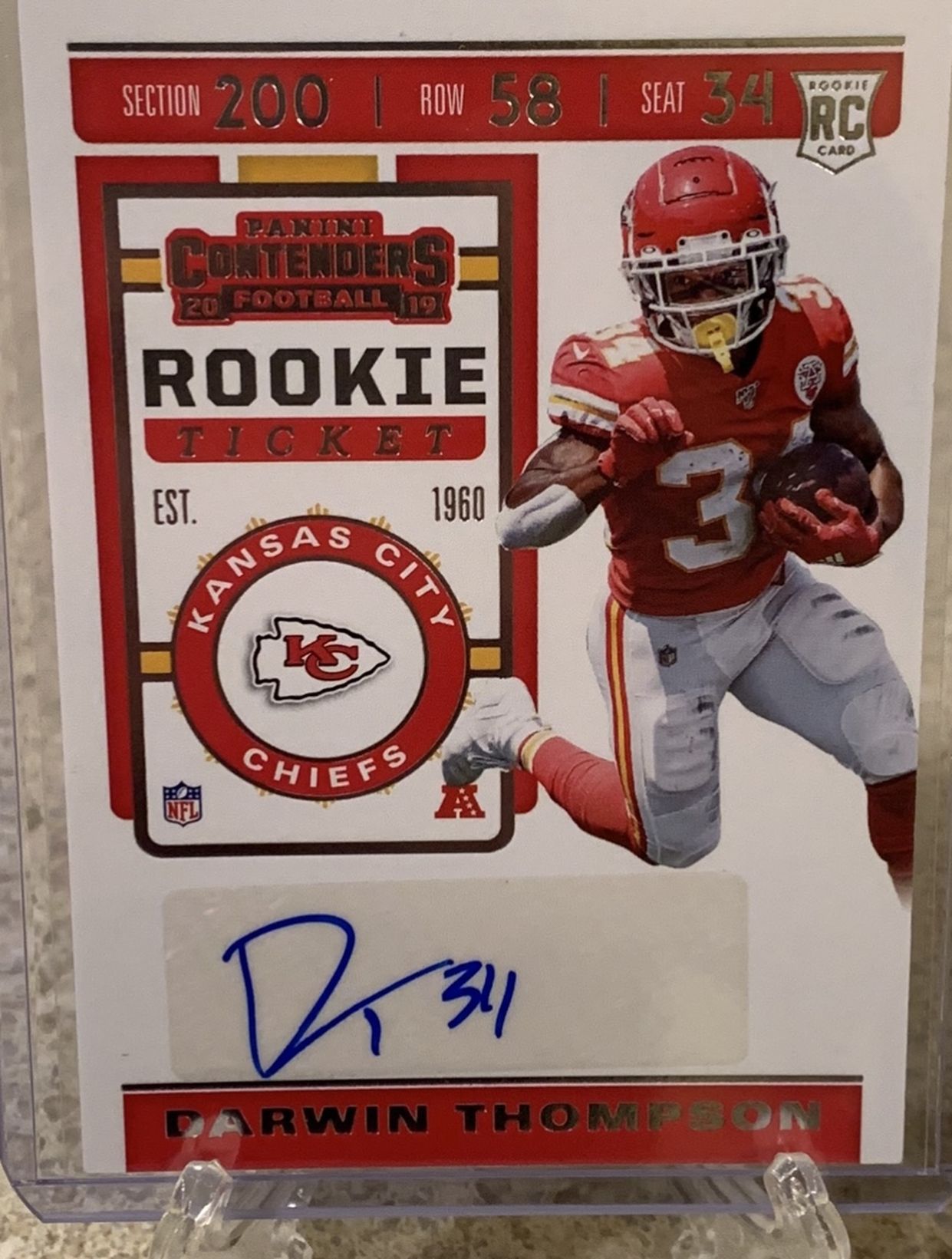 Darwin Thompson Kansas City Chiefs 2019 Panini Contenders Rookie Ticket Auto #184