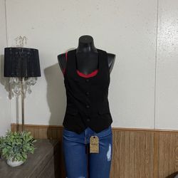 Maurices Vest Size M