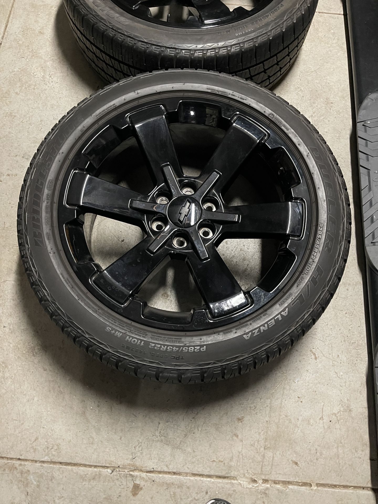 Tires And Rims Originally GM This Fit 1999 To 2018 Silverado Tahoe Suburban Sierra Yucon Xl Denali 