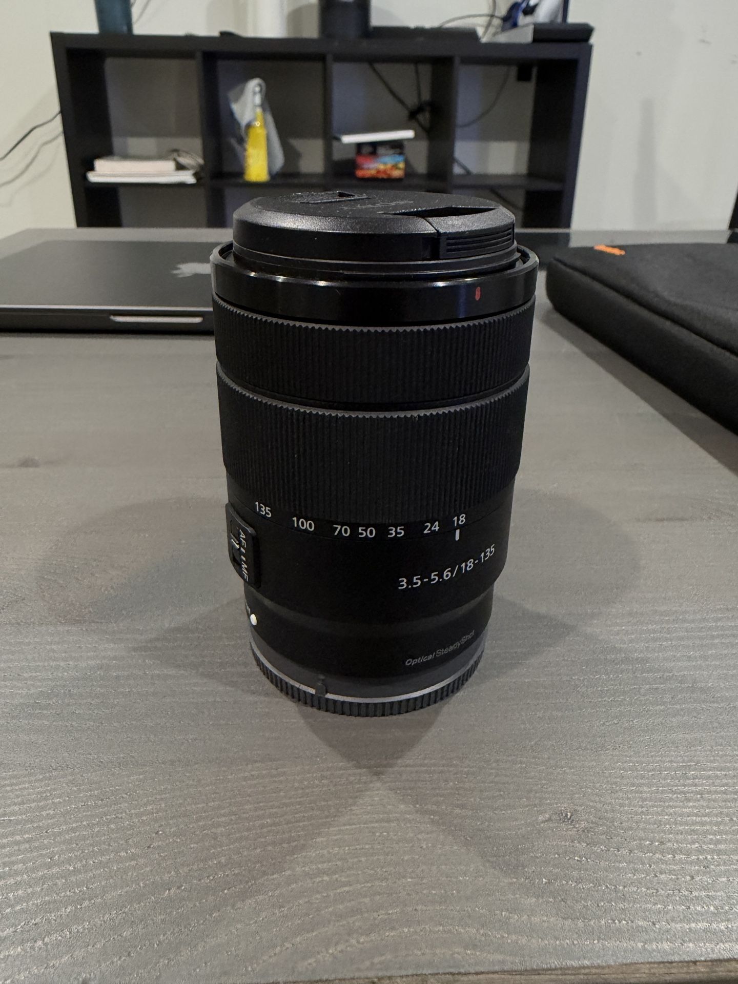 Sony E 18-135mm f/3.5-5.6 OSS Lens (SEL18135) – Excellent Condition