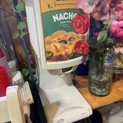 GEHLS electric Nacho machine