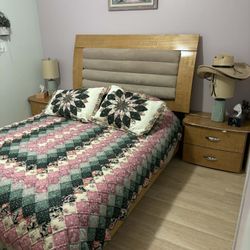 Retro Style Bedroom Set