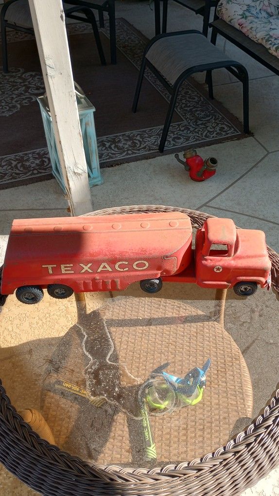 VINTAGE 1950'S BUDDY L TEXACO TOY TANKER TRUCK