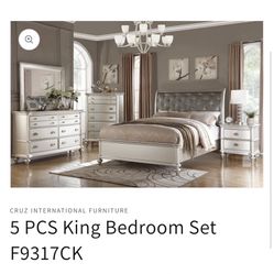 New King Bedroom Set 4 Pieces 