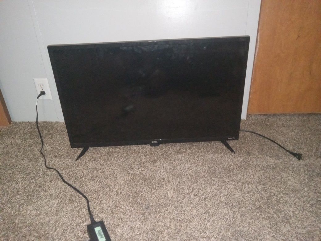 Smart TV 33" $40 Can Deliver