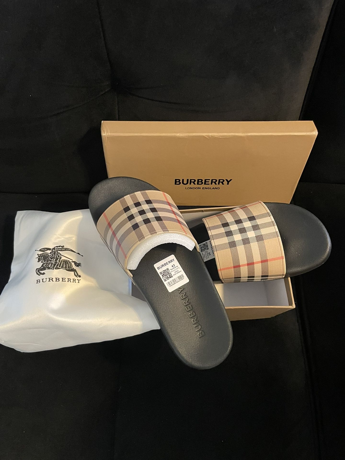 Burberry Slides 9.5 Men