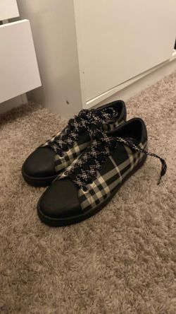 Burberry shoes