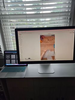 Apple 27" Led Cinema Display Monitor LCD Thunderbolt A1407