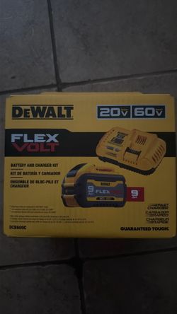 Dewalt FlexVolt 9AH Battery and Charger Kit