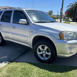 Mazda Tribute