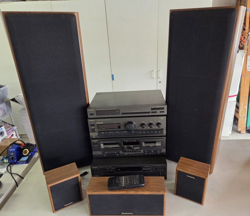 Vintage Technics Stereo System