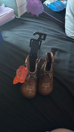 Brand new unisex toddler boots
