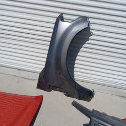17 To 22 Fender Passenger Ford 250 /350 ( Oem)