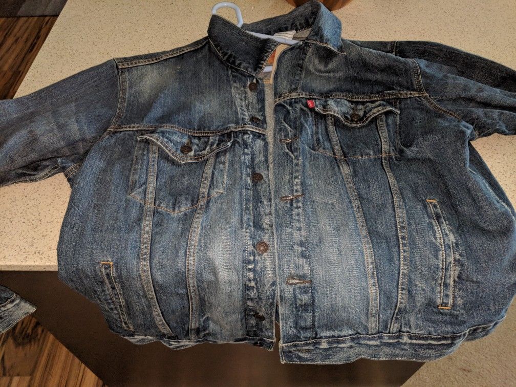 New Blue Levi Jean JACKET!!