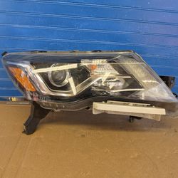 Pathfinder 2017 2018 2019 2020 Headlight 