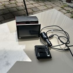 Garmin Satnav And Car Mount