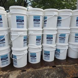 3" chlorine tablets 50lbs /3" tabletas de chloro. 50 libras 