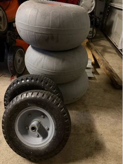 Beach balloon wheels and 2 flat tires