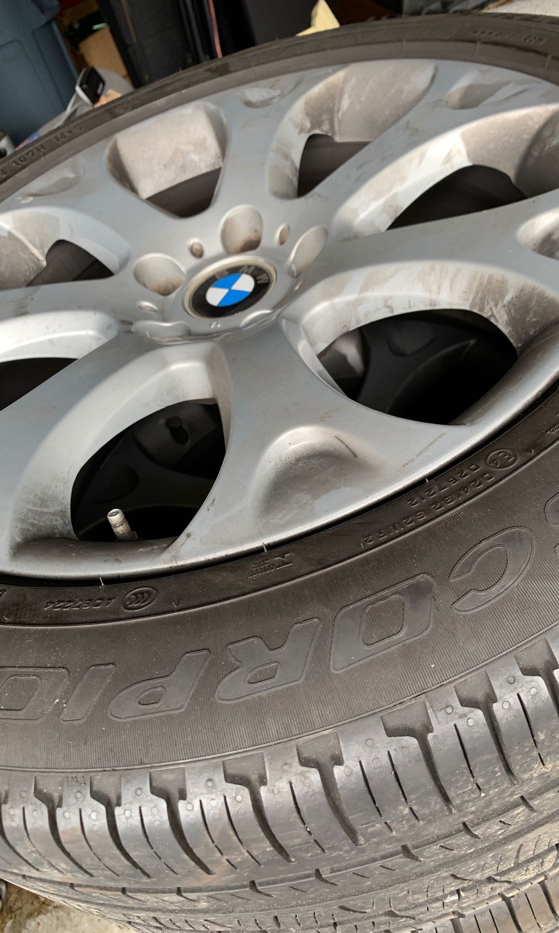 Four bmw factory tires 255/50 R19