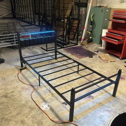 Twin Size Metal Bed Frame W/ LEDS, & CHARGING PORT (( BRAND NEW ))