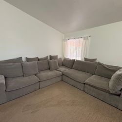 Use Couch It’s Like New 