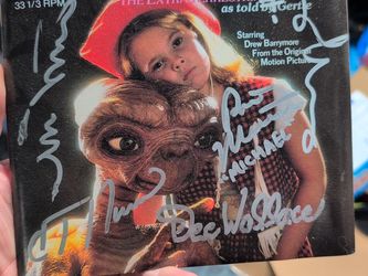 E.T. Cast Signed Vintage Read Along Record Henry Thomas Dee Wallace MacNaughton DeMeritt