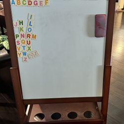 Children’s Easel 