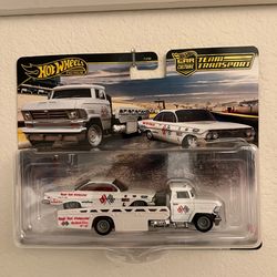 Hot Wheels Premium Team Transport 1961 Impala