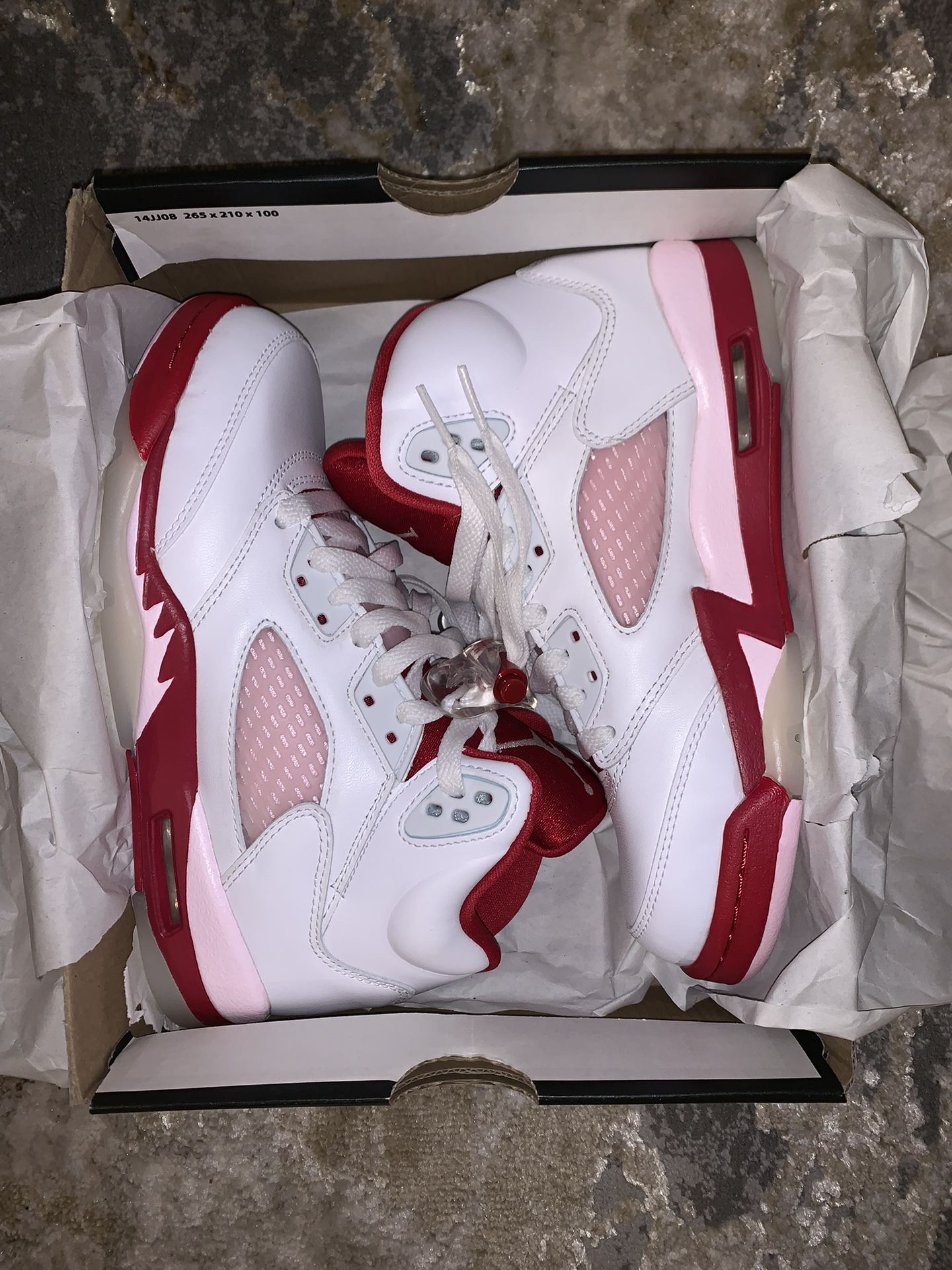 Nike Jordan 5 GS Pink Foam Gym Red White Size 4Y, New, IN BOX WITH MISSING LID
