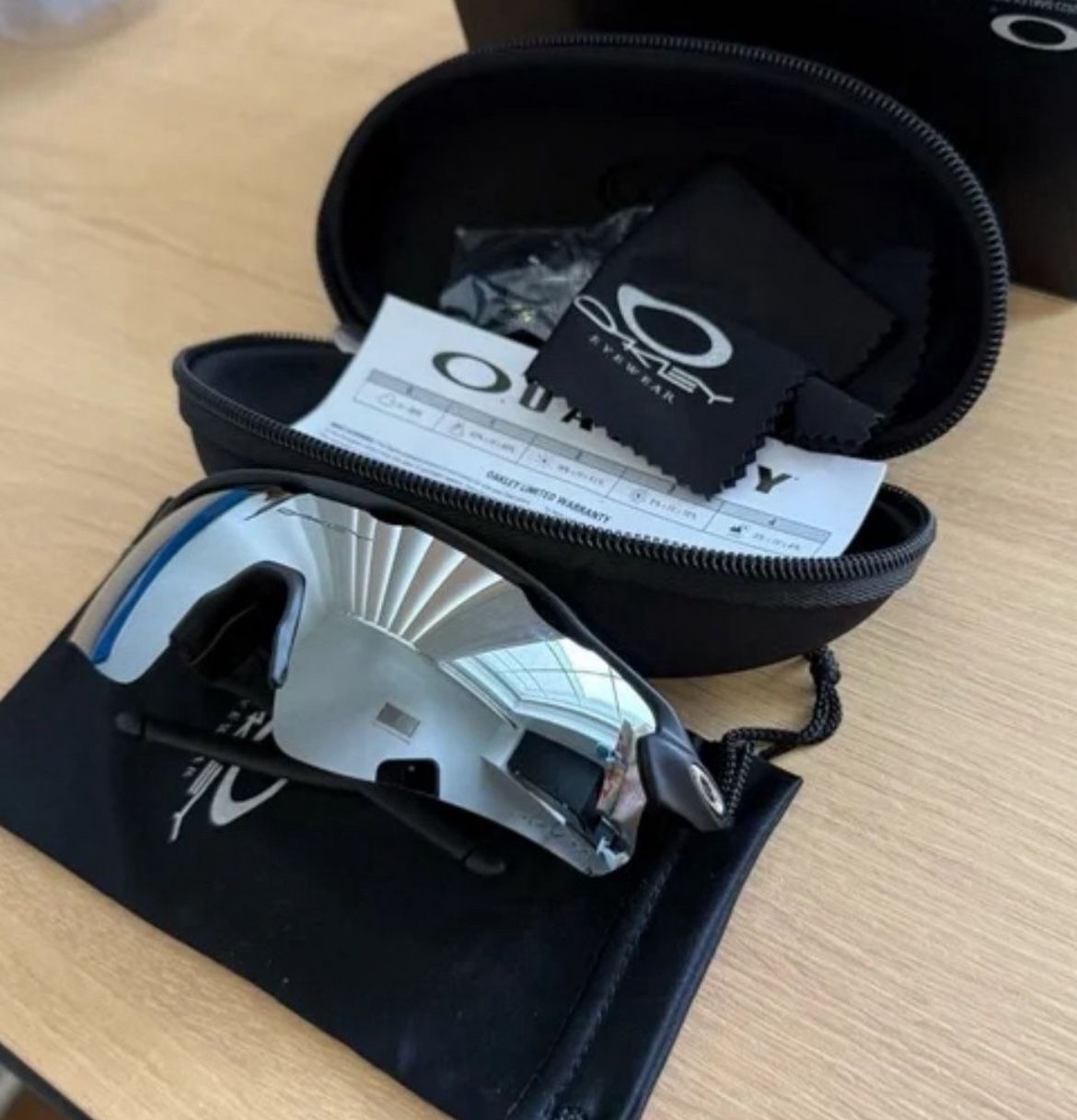Oakley Radar Mirror Lens Sunglasses New