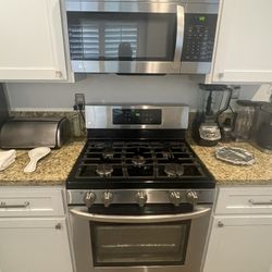 LG 5 Burner Stove & Oven