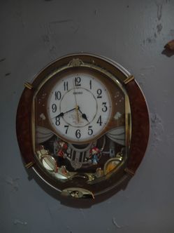 SEIKO HI FI Sound 7 song wall clock