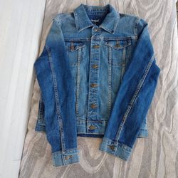 Cat & Jack girls jean jacket size XL(16)