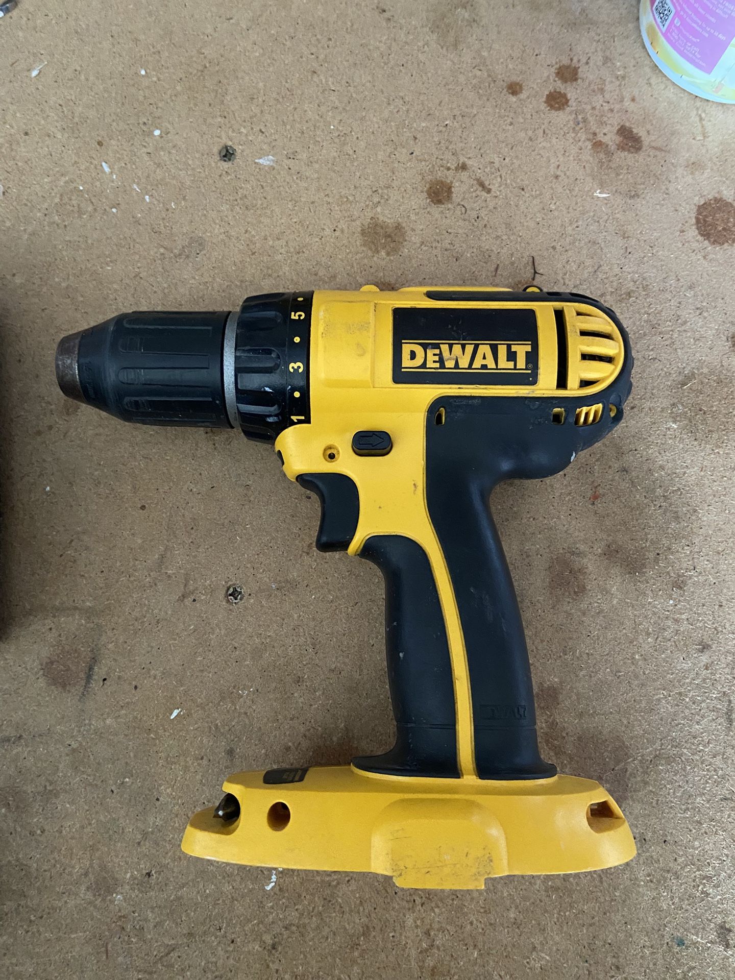 Dewalt 18volt Drill w/battery and Charger