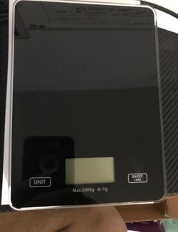 Kitchen Food Scale, Digital Display with Tare Function, 1g/0.1oz Precise Graduation