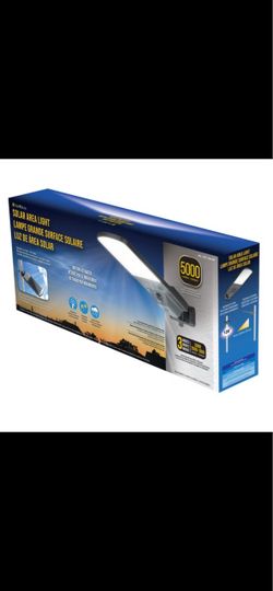 Fresh Source 5000 Lumen Solar Area Light with Motion Sensor