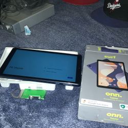 onn 8" Tablet Surf 32GB- Indigo Used With Box Like New 