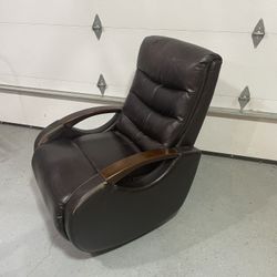 Swivel Rocker Recliner 