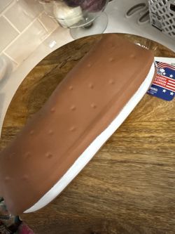 Icecream sandwich