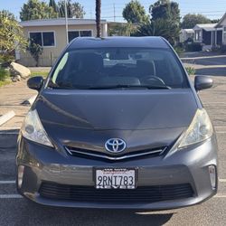 2014 Toyota Prius V