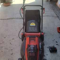 Black Decker Cordless Mower And Weed Wacker 