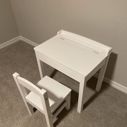 Table &Chair by Melissa and Doug