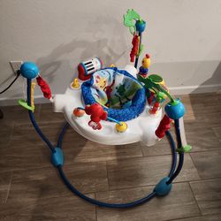 Baby jumper bouncer
