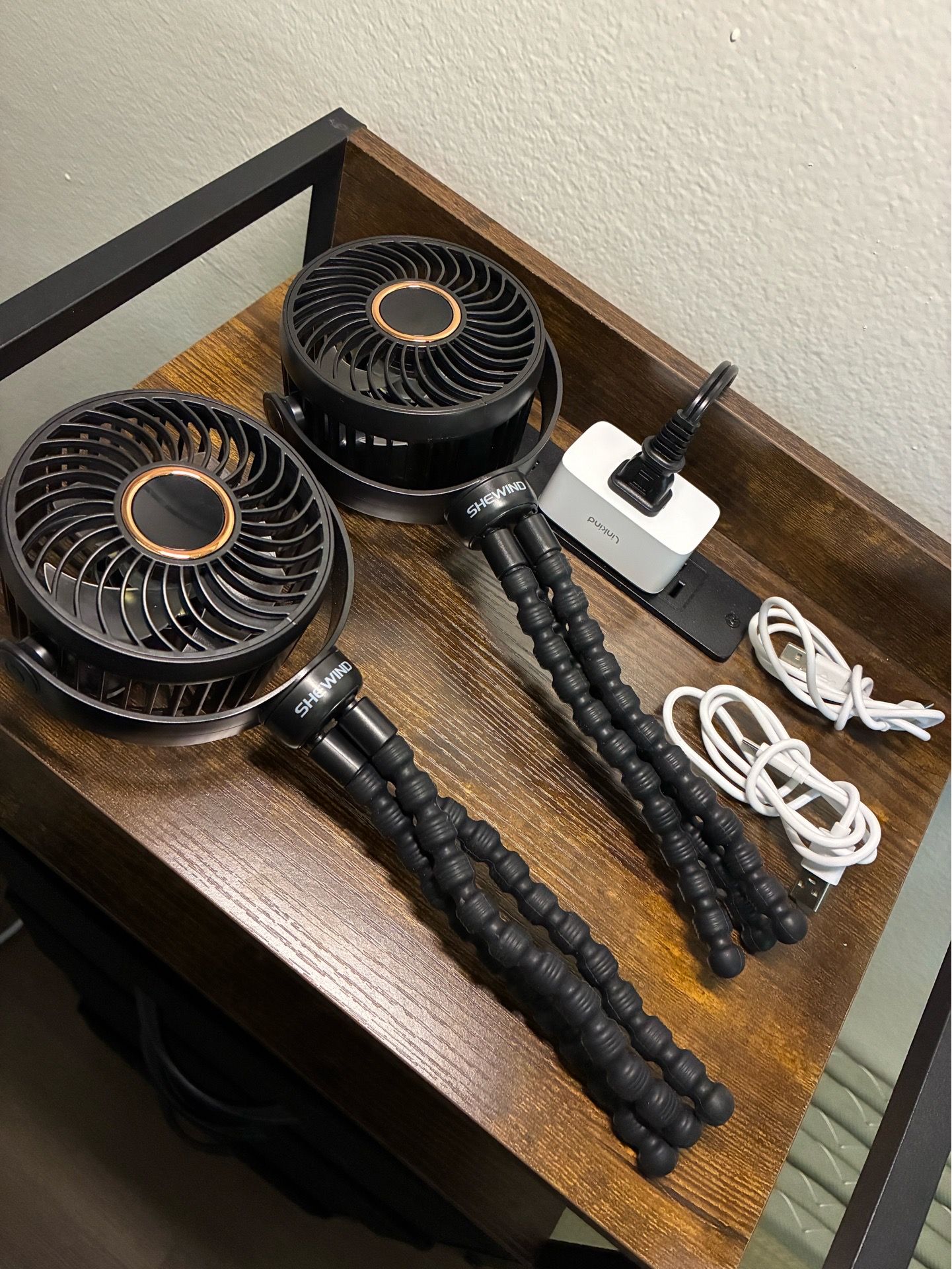 TWO SHEWIND Stroller Fan, 4000mAh Portable Battery Operated Smal Clip on Fan, 4 Speed Rechargeable Mini Personal Cooling, Travel for Baby Car Seat Cri