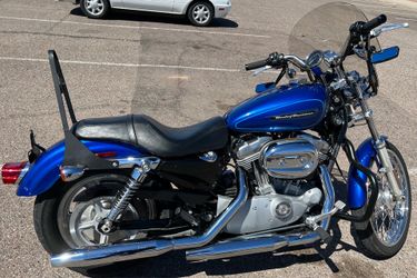 09 Harley Davidson 883