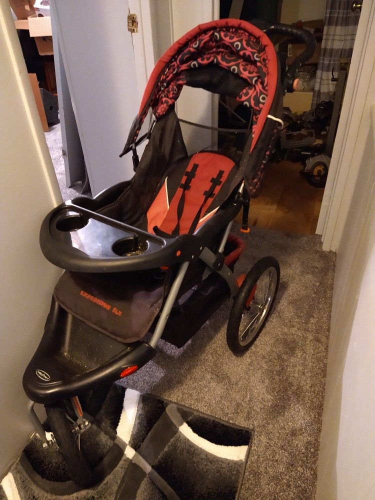 3 Wheel Stroller