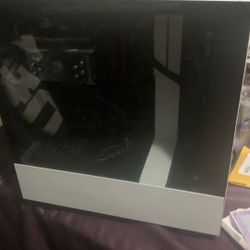 CUSTOM PC