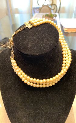 Pearl choker